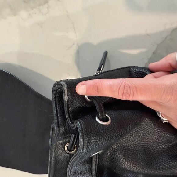 Forever 21 Black Faux Leather Drawstring Backpack Purse Tassel Adjustable Straps - Picture 7 of 9